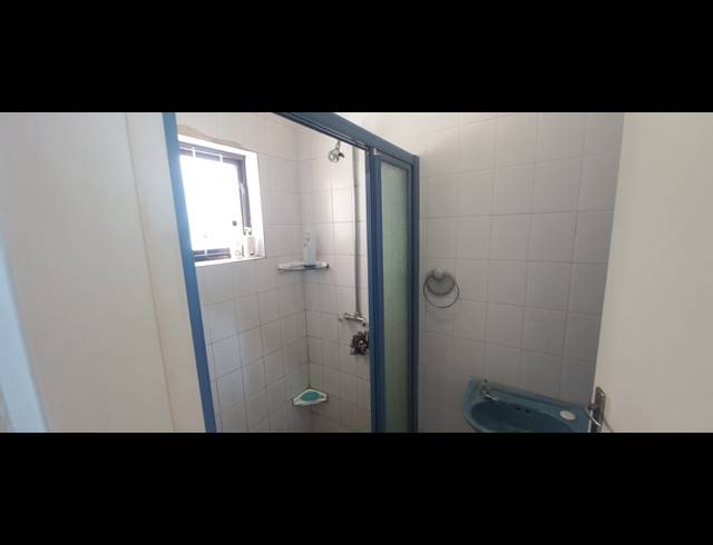 3 BEDROOM FREEHOLD FOR SALE IN GLENMORE